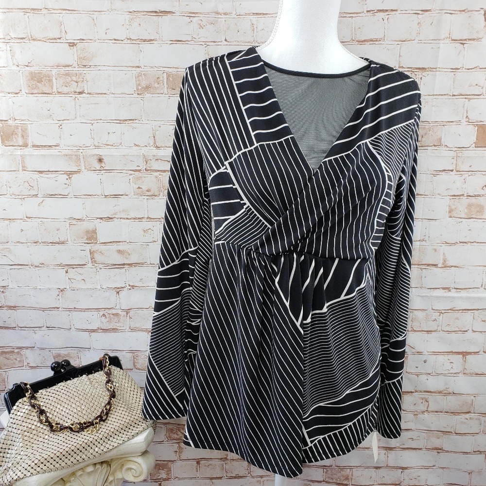 NWT Daisy Fuentes L Faux Wrap Blouse Top Long Slv